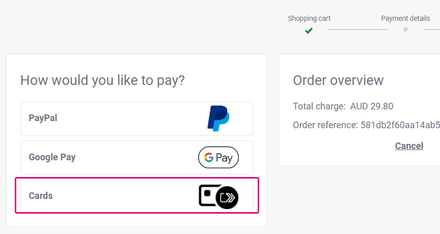 Cette capture d'&eacute;cran montre la fonction de regroupement de cartes sur le Hosted Checkout Page.